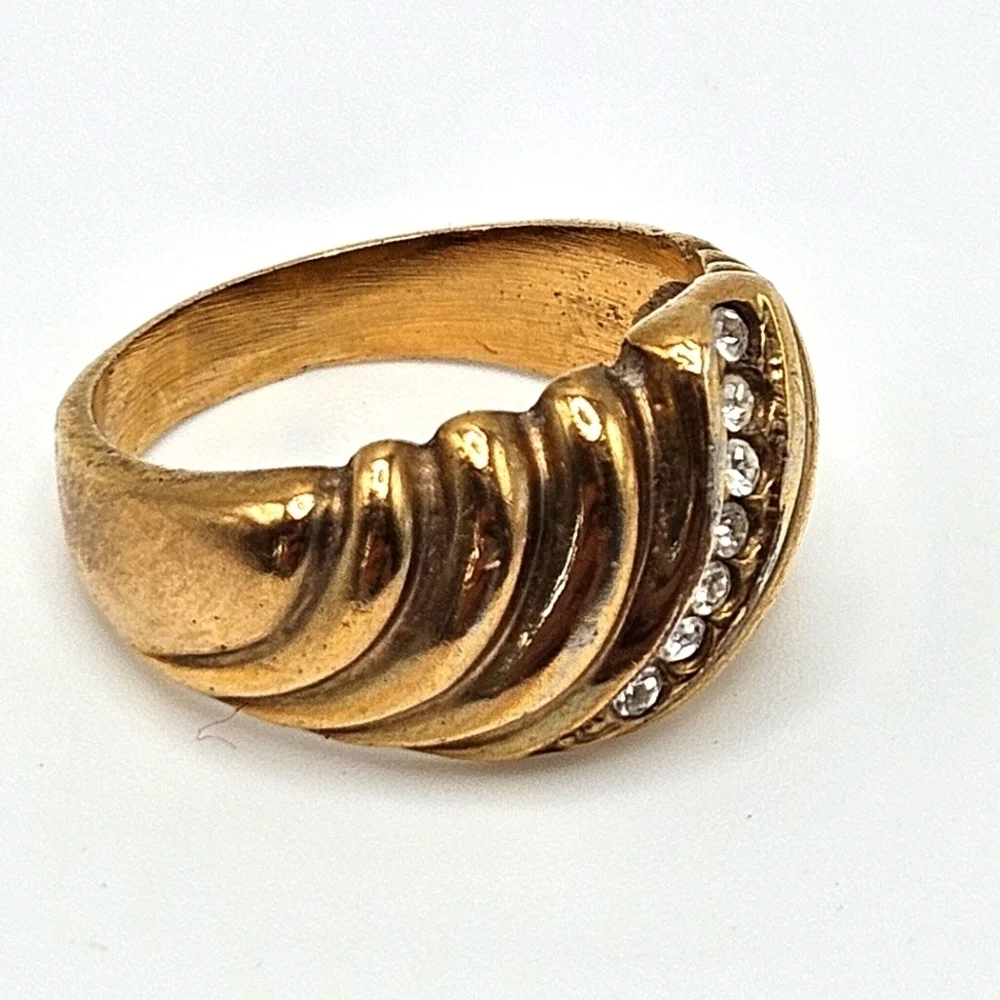 VINTAGE Gold Plated CZ Rhinestone Wave Domed Ring Size 8 Unisex